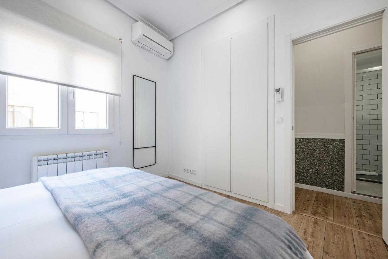 Acogedor Y Centrico Apartamento En Gran Via Madrid Exterior foto